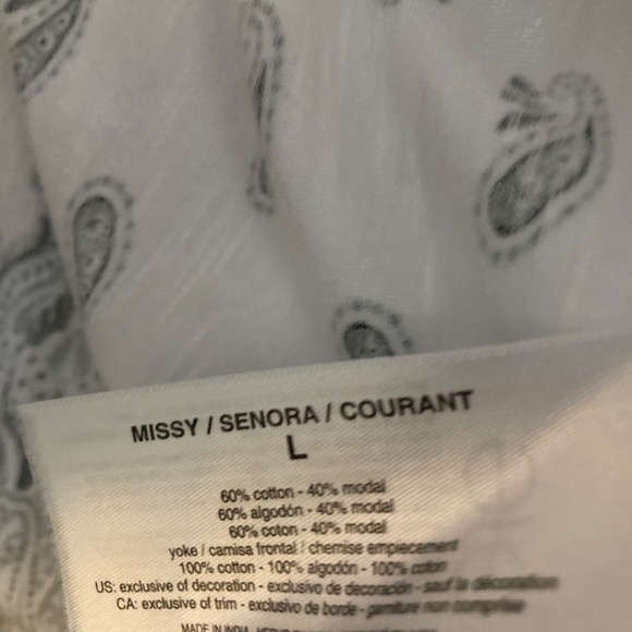 Embroidered Peasant Style Paisley Blouse - Picture 5 of 6